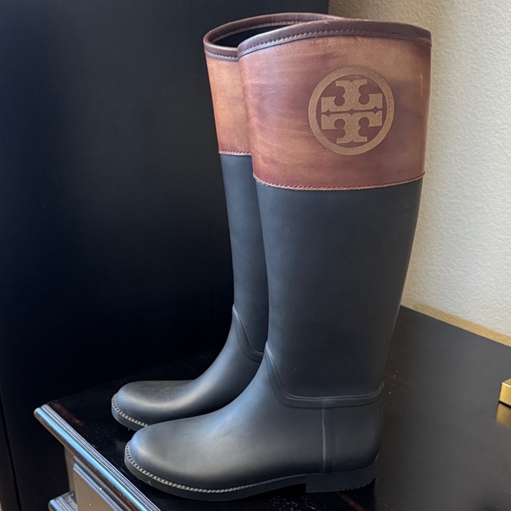Tory Burch Black and Brown Winter Rain Boots